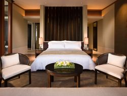 Top-10 romantic Singapore hotels
