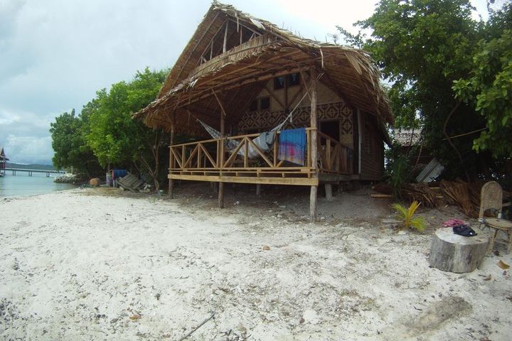 Cheap hotel rooms in Solomon Islands, best prices and cheap hotel rates