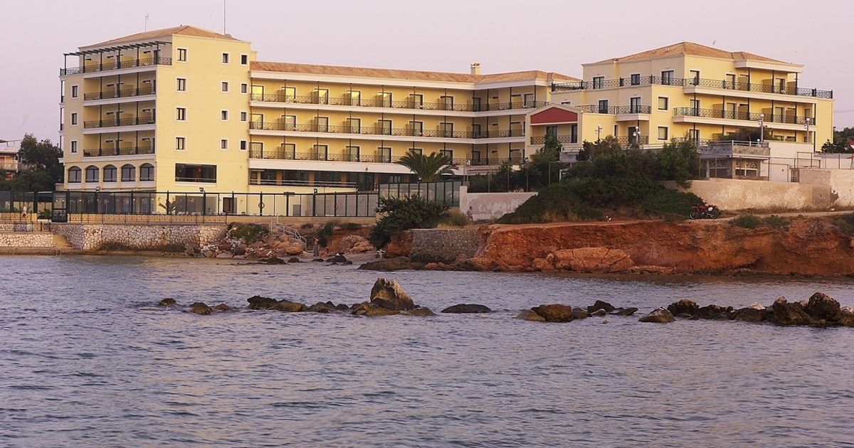 Ramada Attica Riviera Hotel