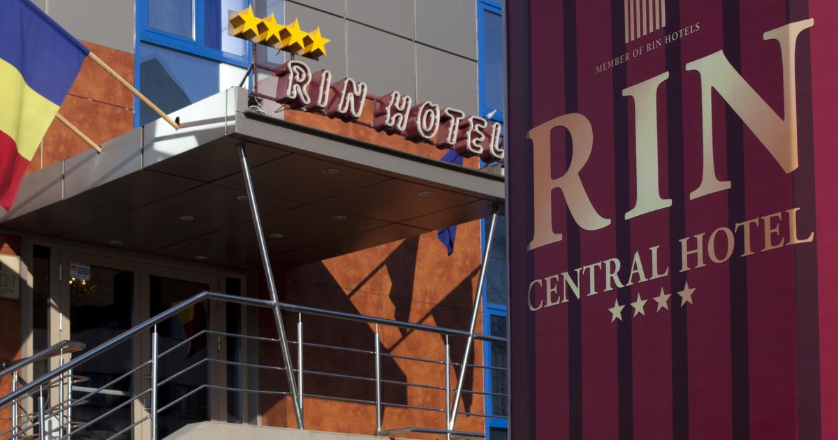 RIN Central Hotel