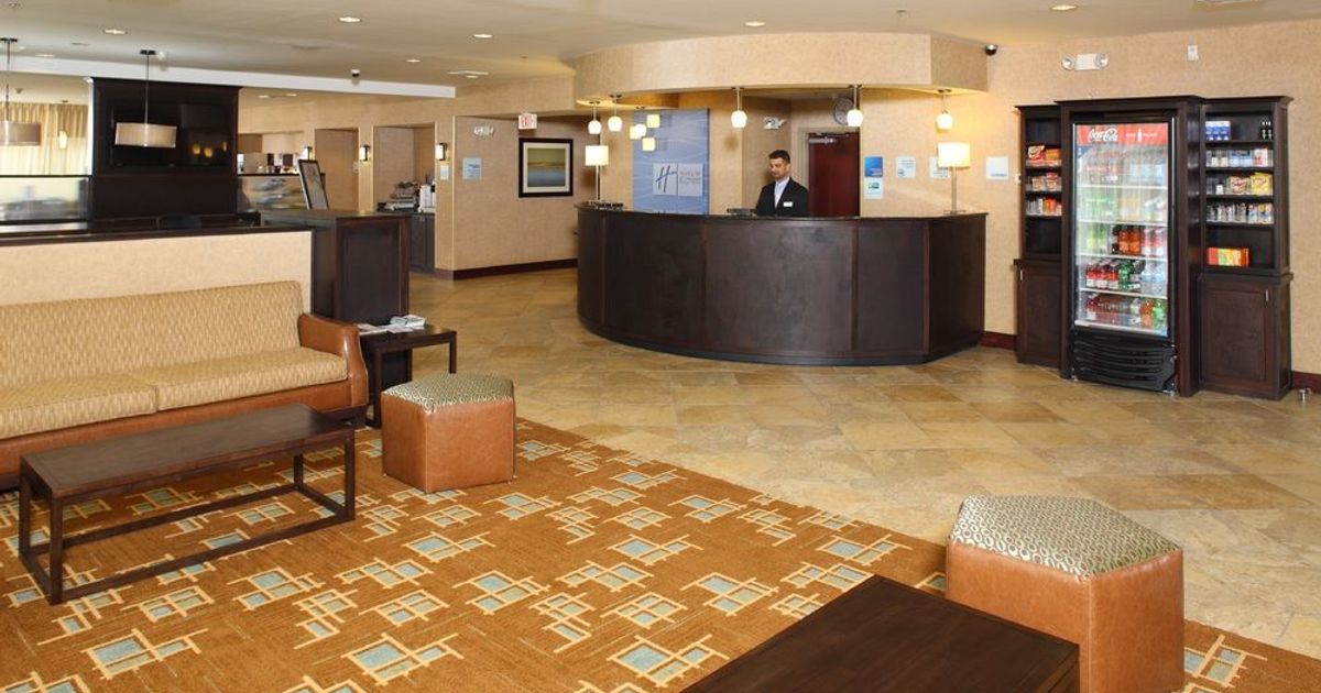Holiday Inn Express Hotel & Suites Mobile West