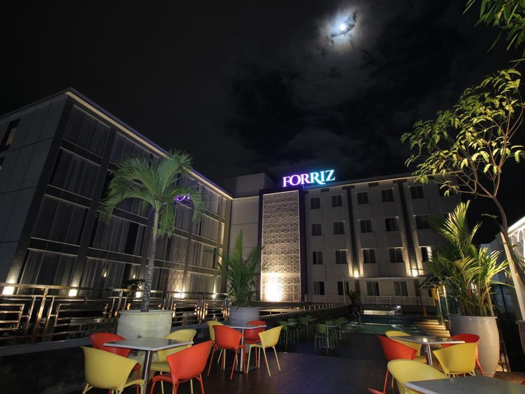 FORRIZ Hotel bintang 4 di Yogyakarta