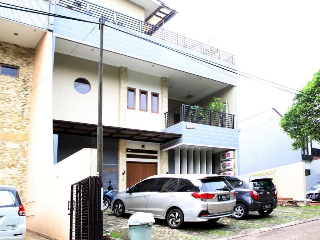 Casa Vanda Guesthouse Murah Tangerang