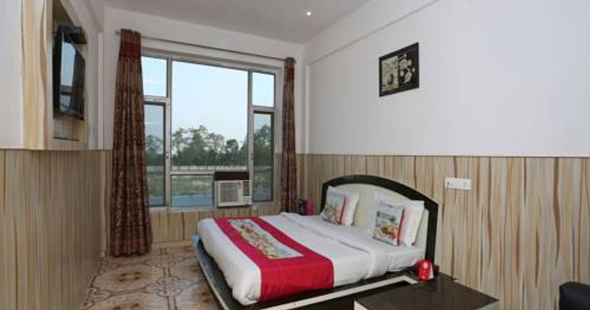 OYO 5239 Hotel Satya Shree
