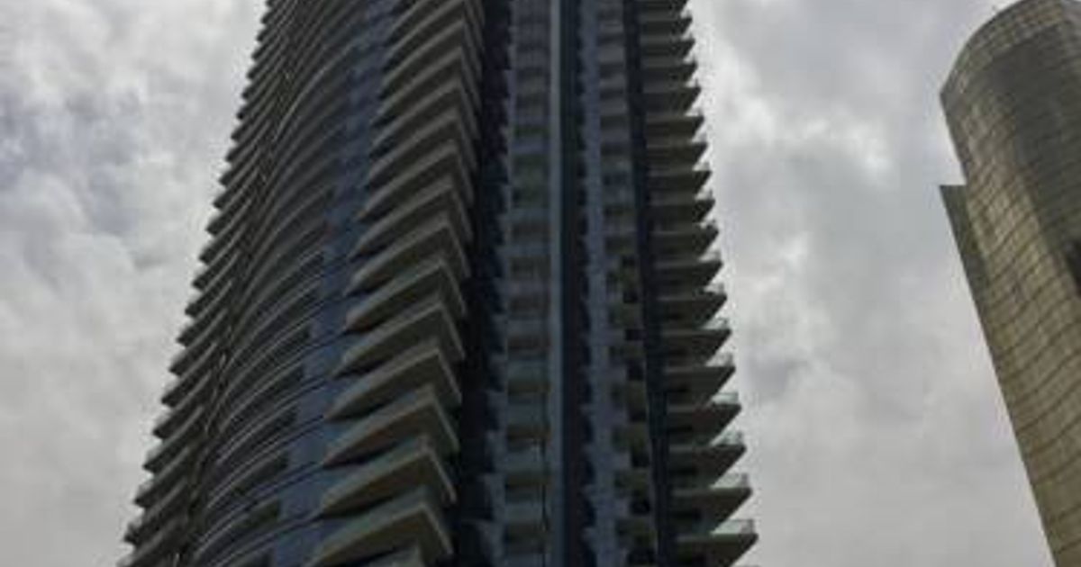 Studio Apartment - Concorde Tower