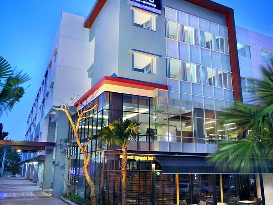 Neo Hotel Murah Candi Kota Semarang