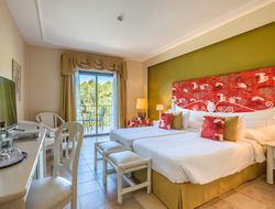 Pets-friendly hotels in Capdepera