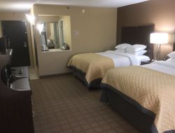 Shreveport hotels with swimming pool
