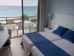 Cala Bona hotels with sea view