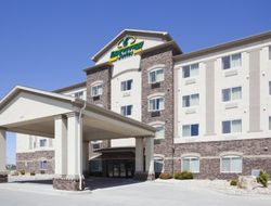 West Fargo hotels with swimming pool