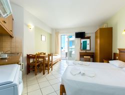 Rethymno hotels for families with children