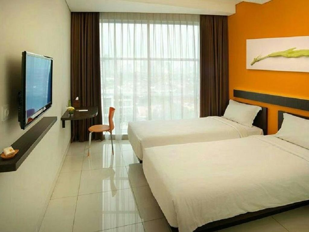 V Hotel Tebet Jakarta