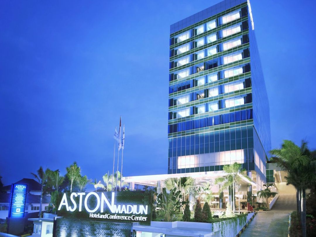 Aston Hotel and Conference Center
