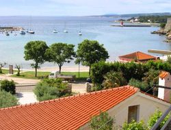 KRK hotels with sea view