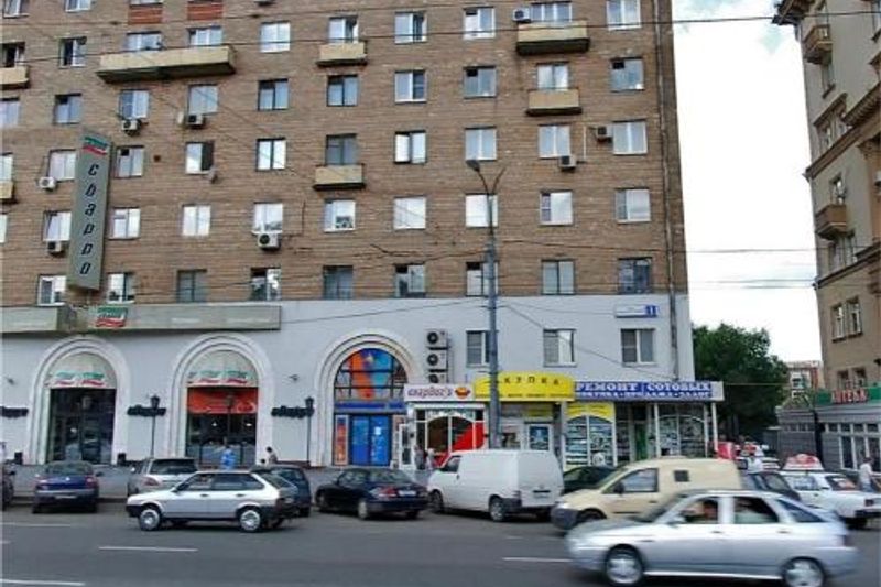 Краснопрудная улица 1