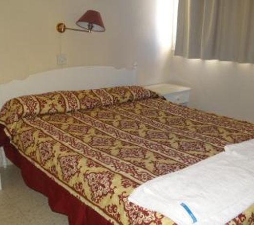 KLASHIANA APARTHOTEL
