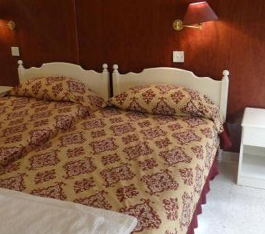 KLASHIANA APARTHOTEL