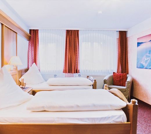 Hotel-Gasthof Zum Hirsch