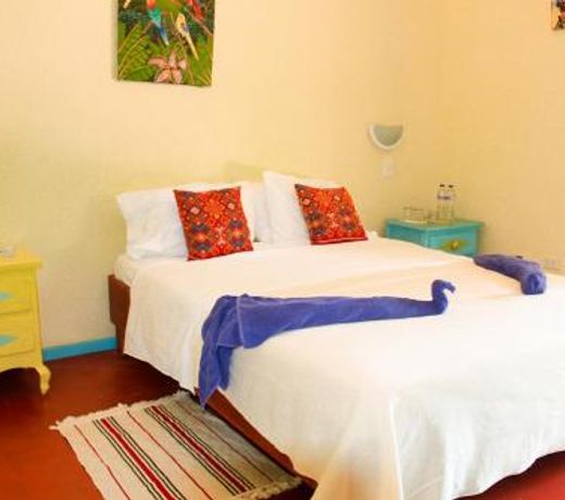 Iguana Hotel