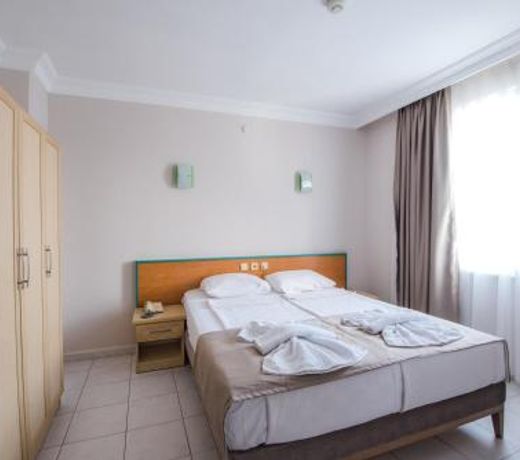 Kleopatra Tower Suite Hotel