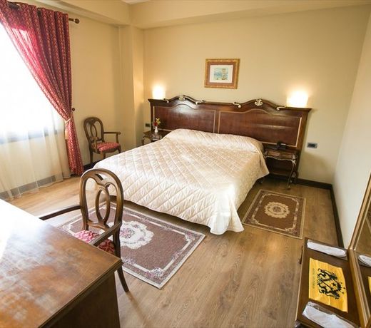 Hotel Victoria Tirana