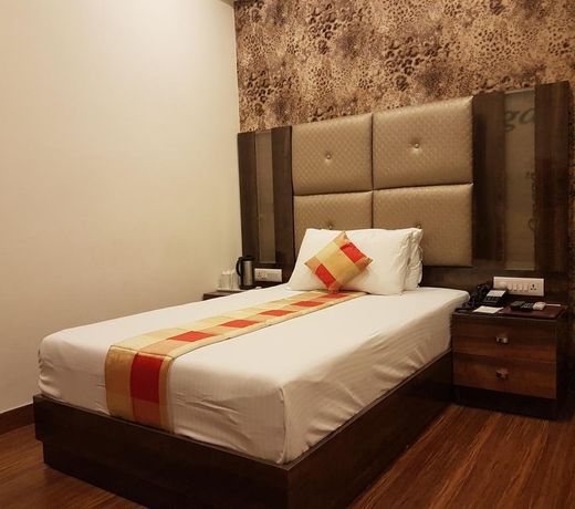 Hotel Sunstar Grand