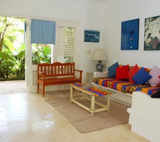 CASA QUINTA LUNA 13B