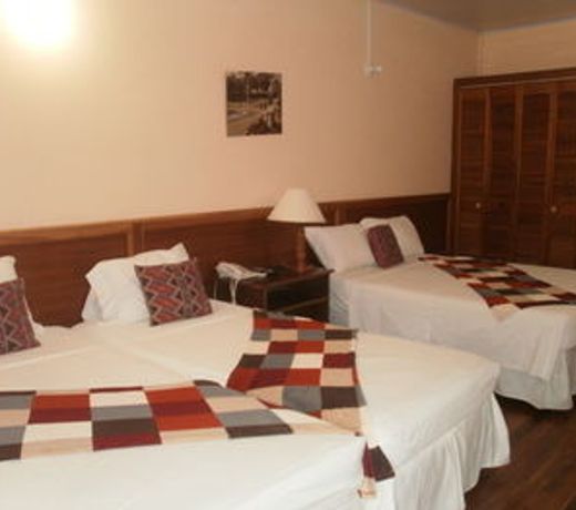 Monique's Guest House