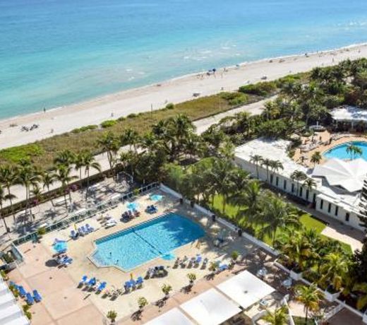 Seacoast Suites on Miami Beach