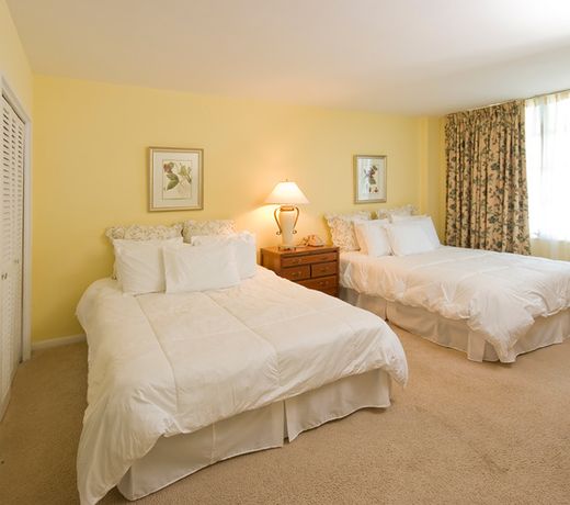 Seacoast Suites on Miami Beach