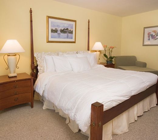 Seacoast Suites on Miami Beach