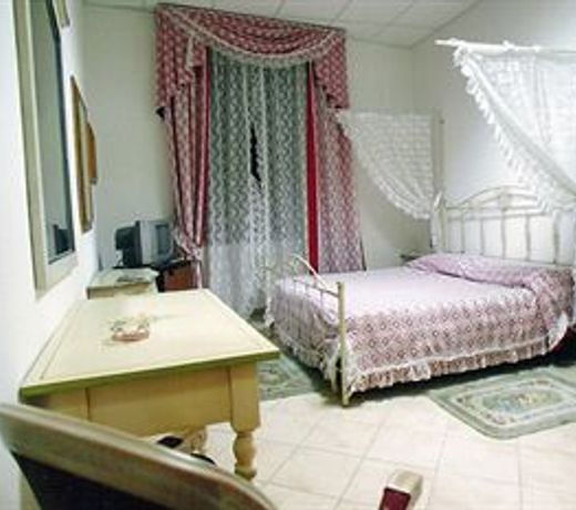 Hotel 4 Mori