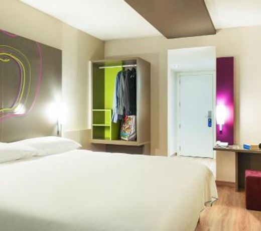 Hotel Ibis Styles Lleida Torrefarrera