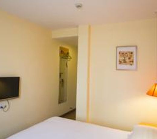Home Inn Shanghai Zhongshan Park West Yan'an Road