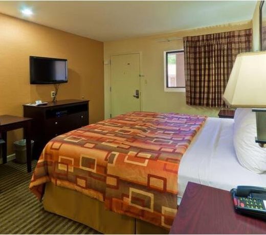Westwood Motor Lodge