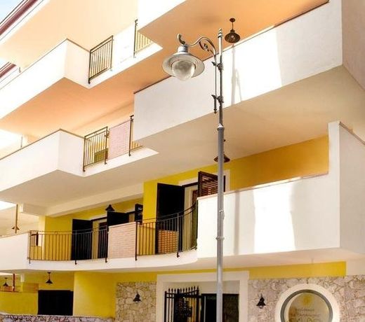 Le Tartarughe Residence
