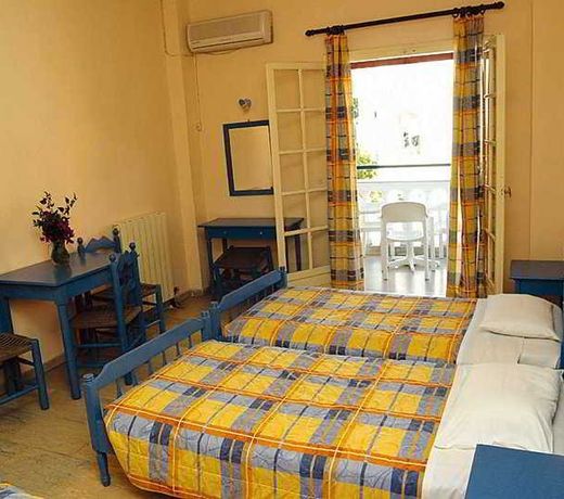 BELLA GRECIA APARTHOTEL