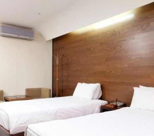 Landmark Hotel