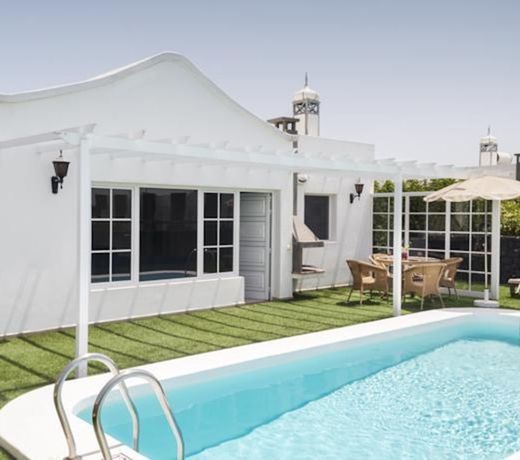 Hyde Park Lane Villas