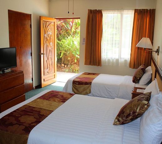 Soluxe El Sesteo Hotel