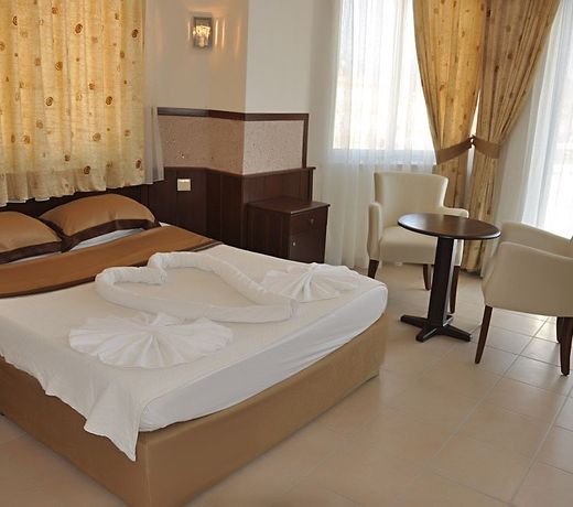 Kleopatra Arsi Hotel
