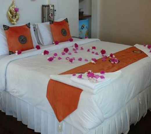 Khanom Hill Resort