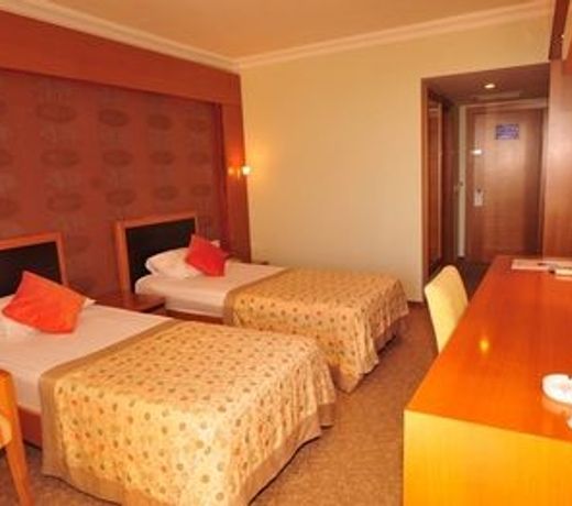 Sirma Hotel