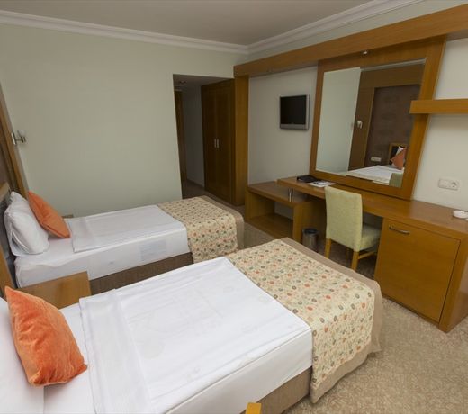 Sirma Hotel
