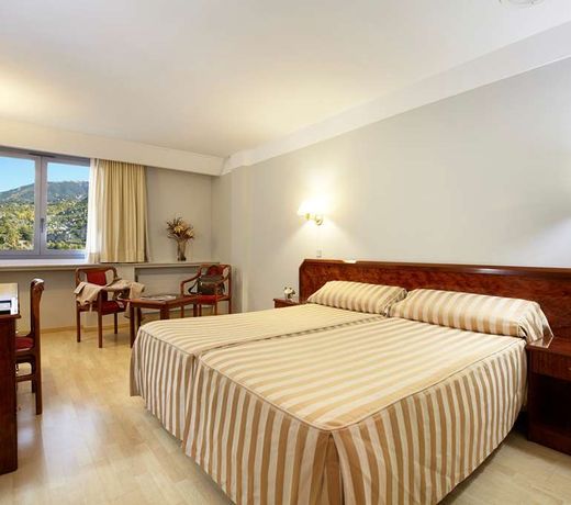 Delfos Hotel