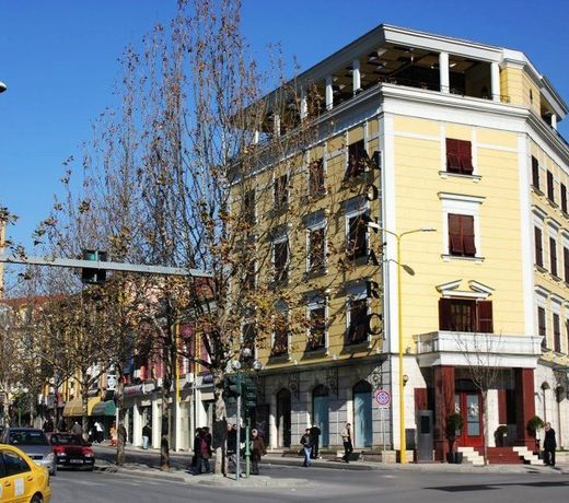 MonarC Hotel