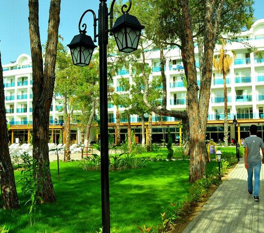 Maya World Hotel