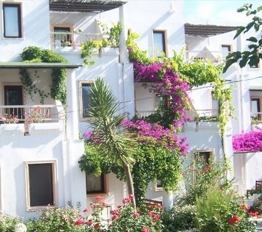Bitez Residence