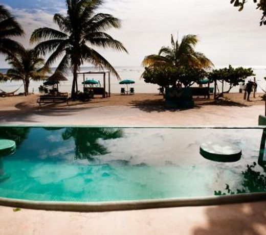 Nacional Beach Club & Bungalows