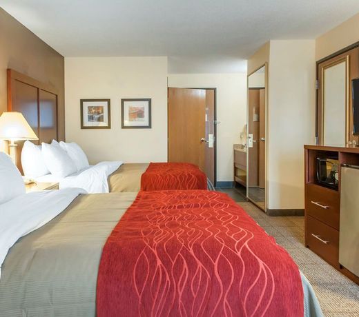 Comfort Inn Warren I-69